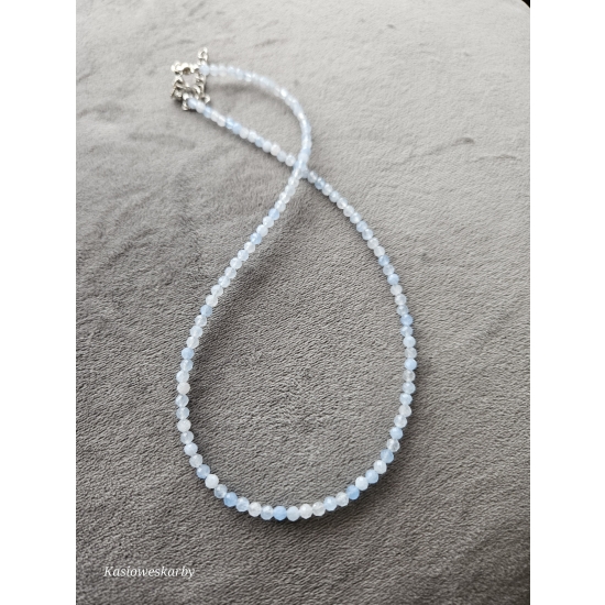 Naszyjnik z kamieni akwamarynu